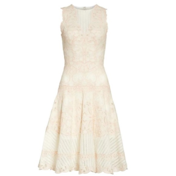 🦋 NWT JONATAN SIMKHAI SCALLOPED DRESS 8 - Picture 2 of 4